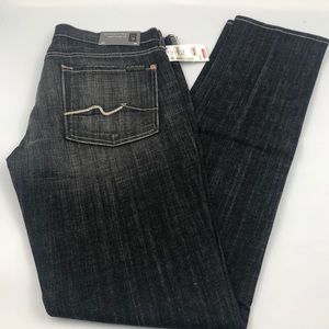 NWT 7 For All Mankind straight leg denim jeans 32